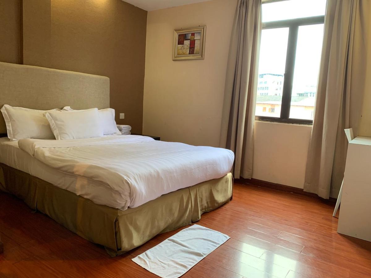 Mcity Inn Мири Екстериор снимка